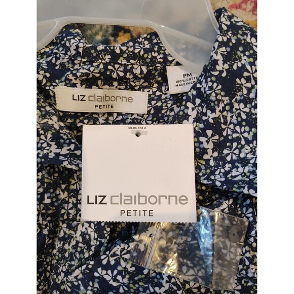 Liz Claiborne petite medium women's button-up blouse - Picture 3 of 3
